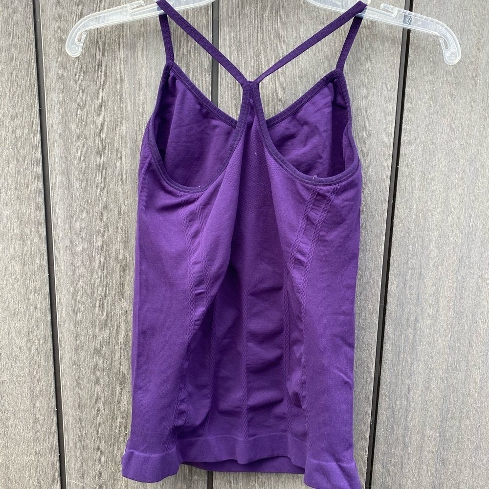 Champion Workout Tank - Picture 4 of 7